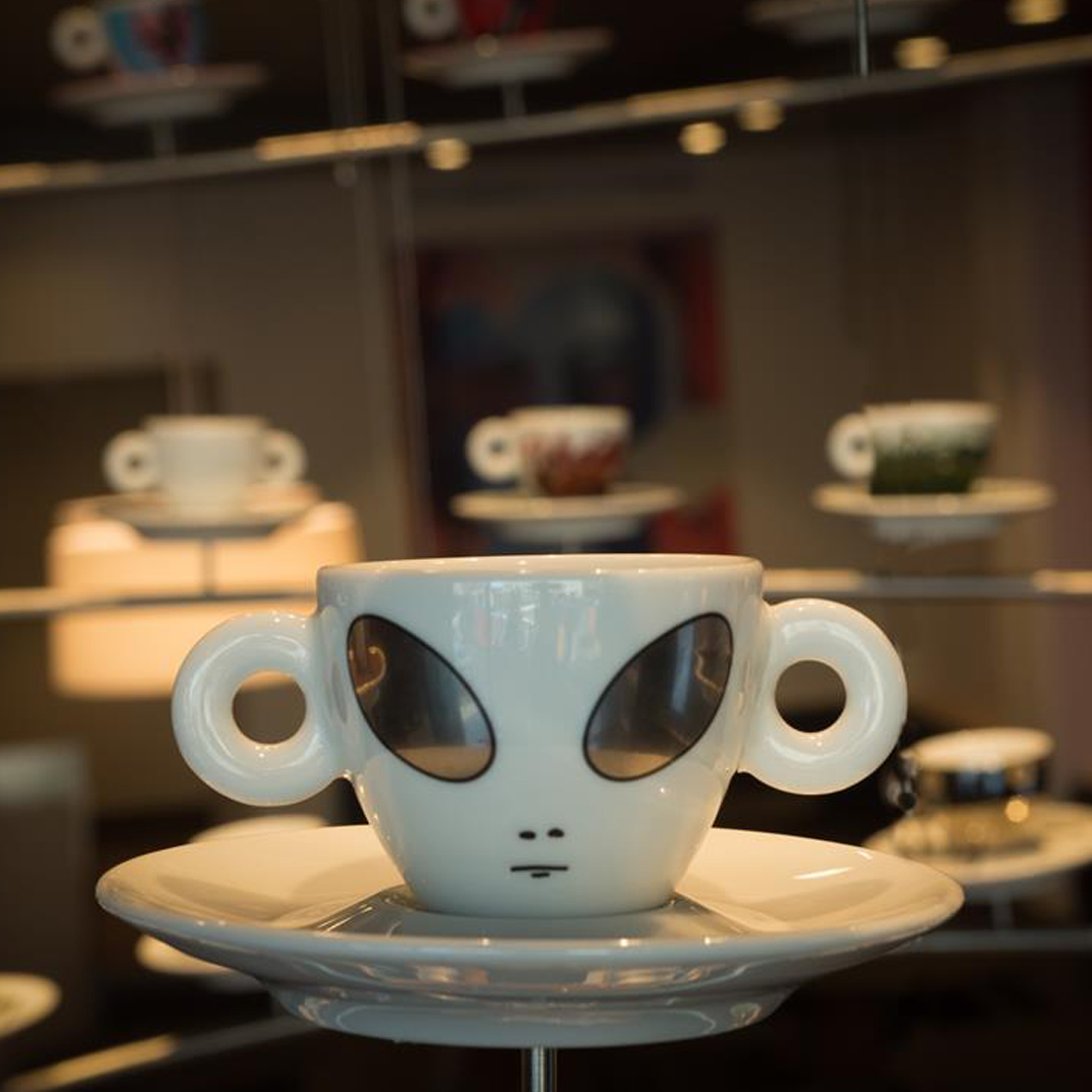Teacup with martian eyes
